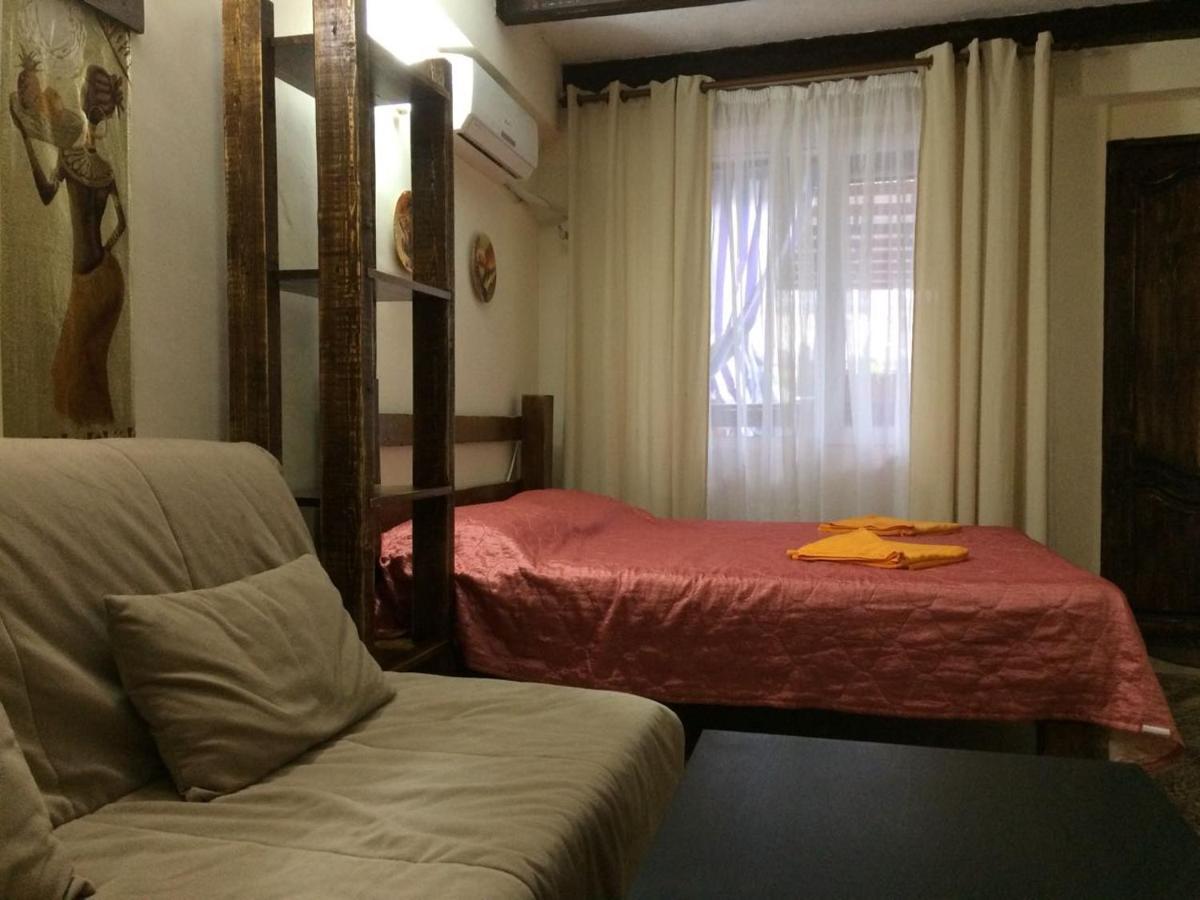 U Palycha Guest House Soukhoumi Extérieur photo